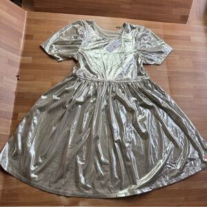 Pink chicken short sleeve metallic dress size 10y nwt